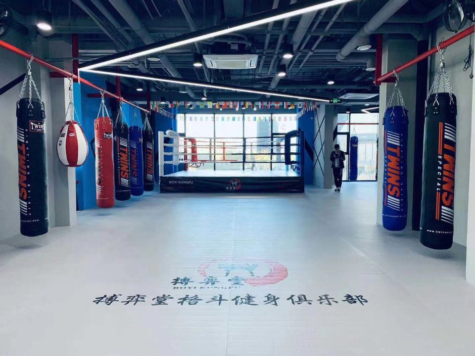 拳擊教練與訓練環境